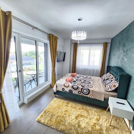 Near Airport 2 Rooms Apartments In Himson Iasi Eksteriør bilde