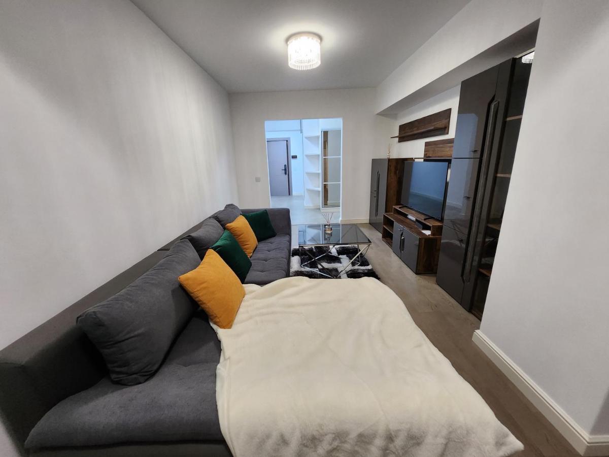 Near Airport 2 Rooms Apartments In Himson Iasi Eksteriør bilde