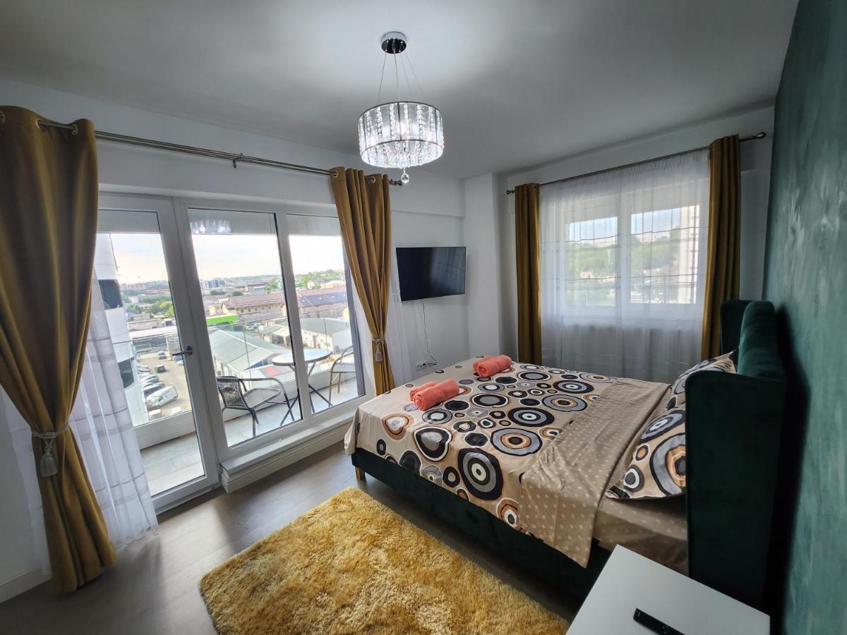 Near Airport 2 Rooms Apartments In Himson Iasi Eksteriør bilde