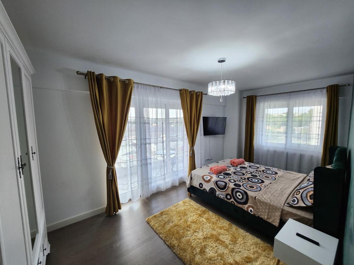 Near Airport 2 Rooms Apartments In Himson Iasi Eksteriør bilde