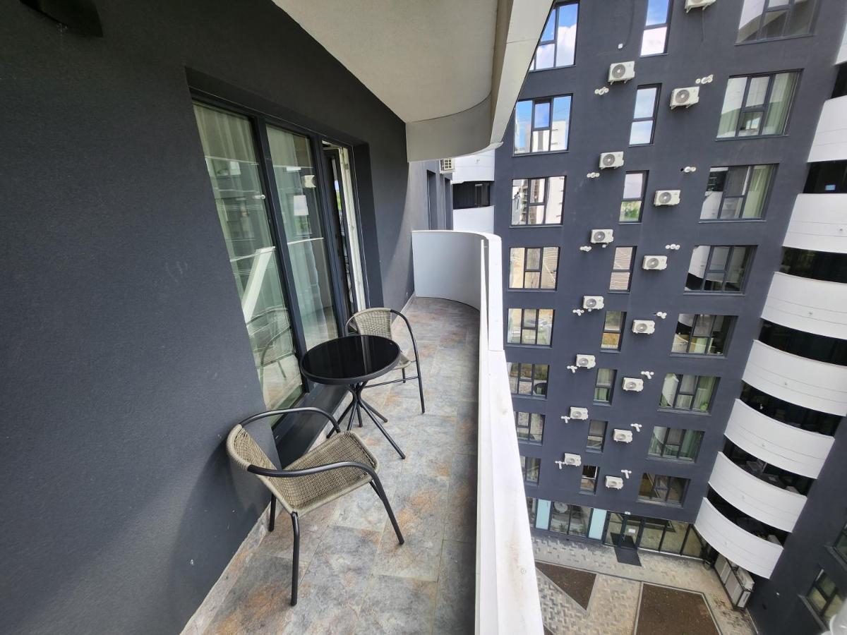 Near Airport 2 Rooms Apartments In Himson Iasi Eksteriør bilde