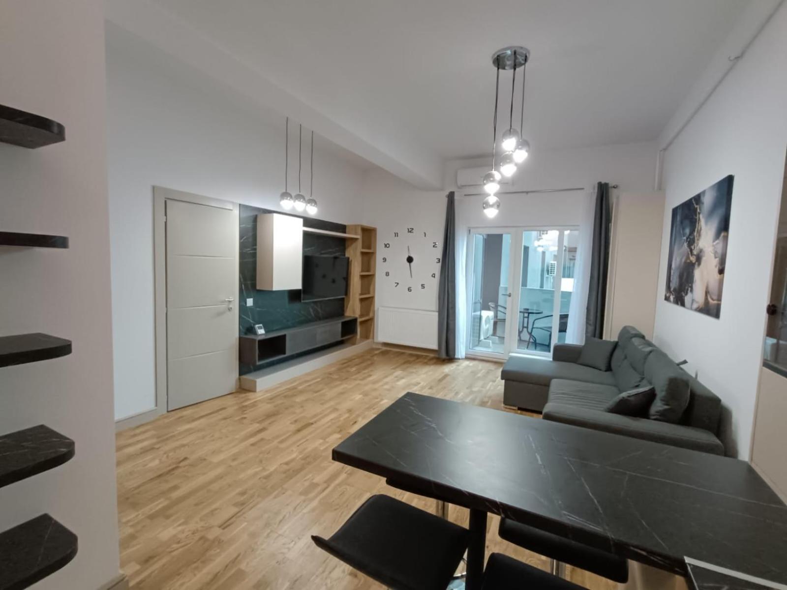 Near Airport 2 Rooms Apartments In Himson Iasi Eksteriør bilde